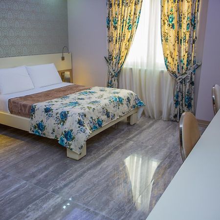 Hotel Vila Koral Дуррес Екстер'єр фото