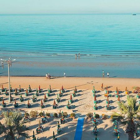 Hotel Vila Koral Дуррес Екстер'єр фото
