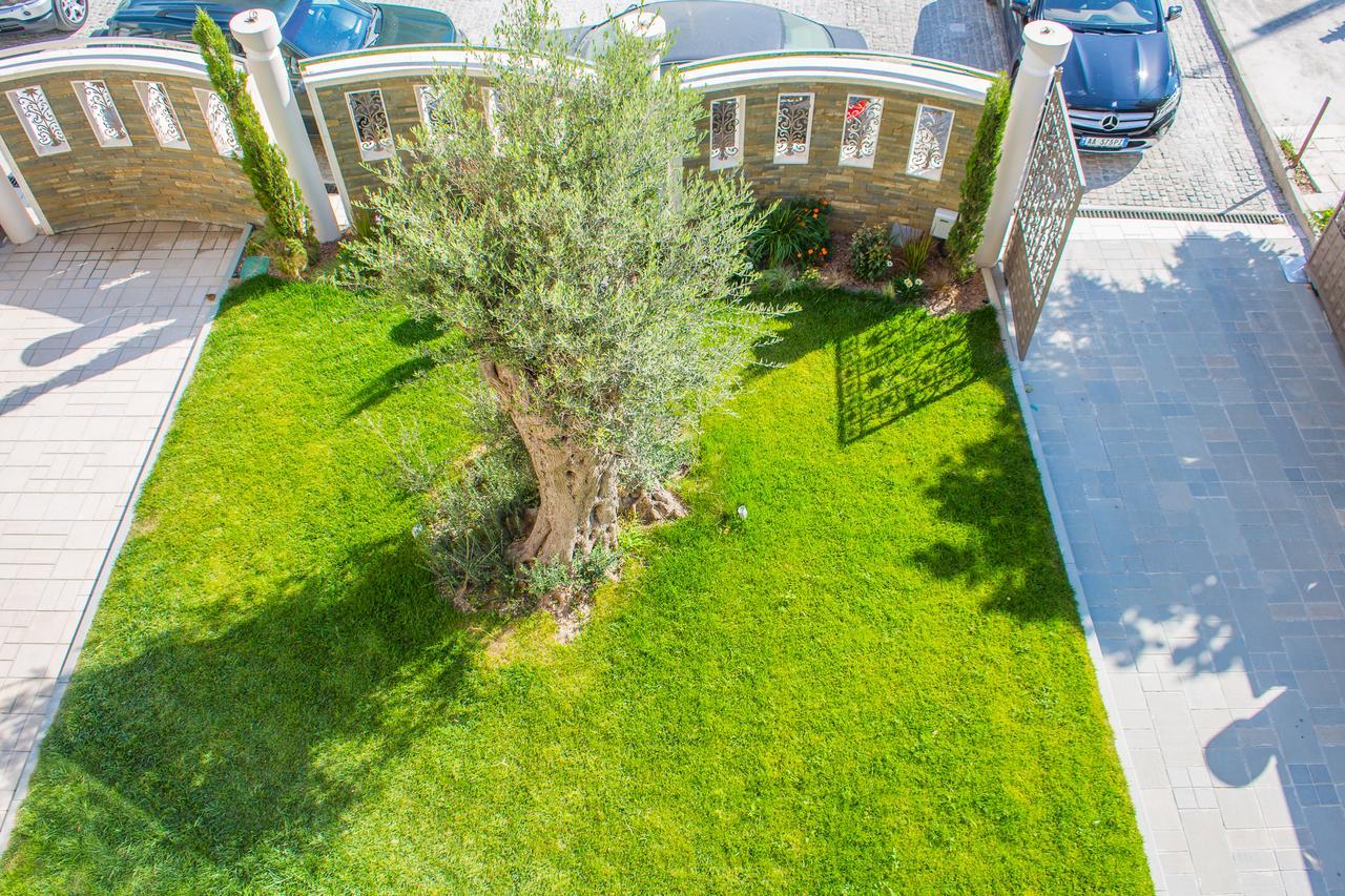 Hotel Vila Koral Дуррес Екстер'єр фото