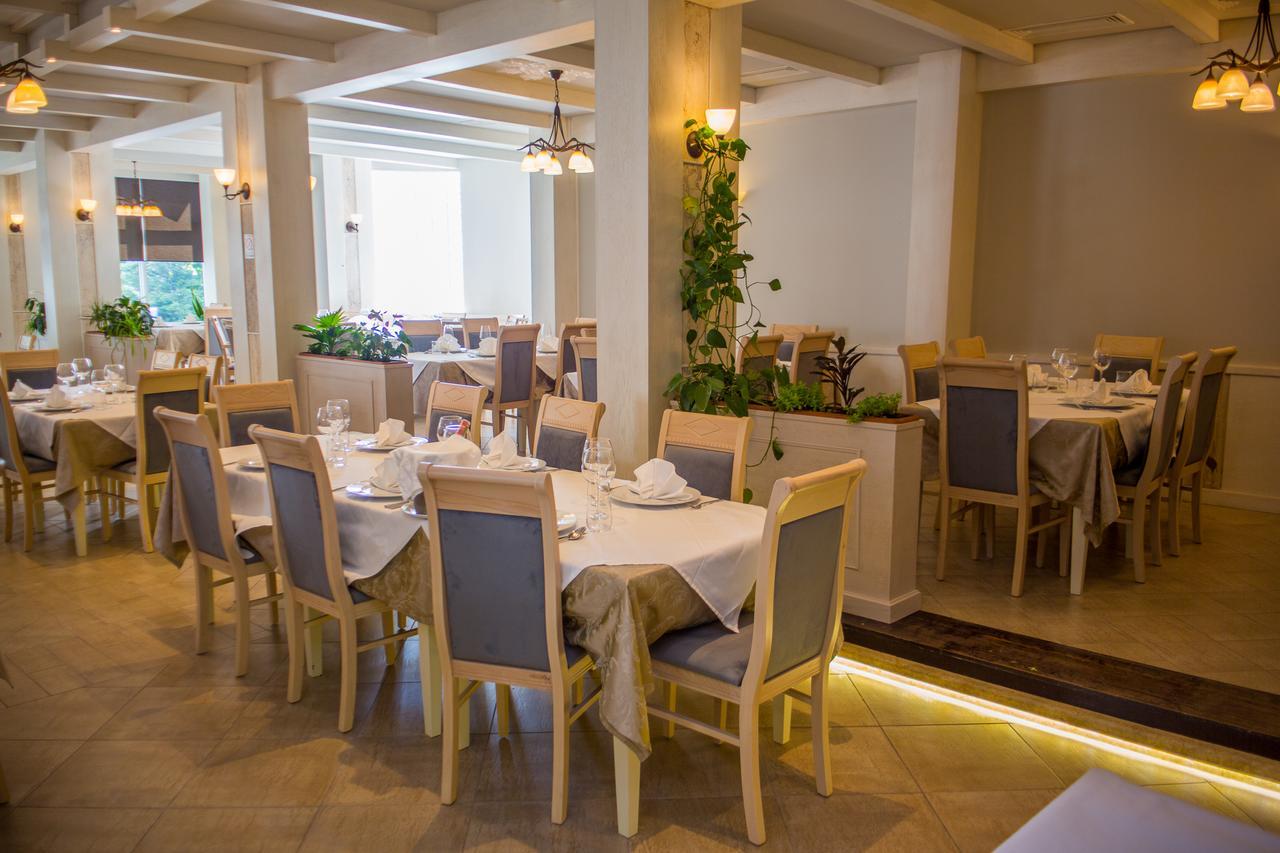 Hotel Vila Koral Дуррес Екстер'єр фото