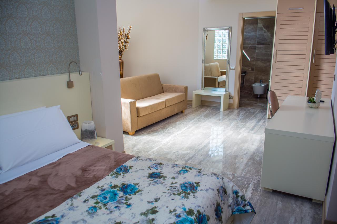 Hotel Vila Koral Дуррес Екстер'єр фото